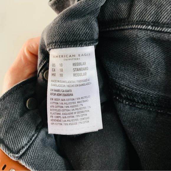 American Eagle Black Distressed Highest Rise 90s Boyfriend Jeans | Size 10 - Picture 6 of 9